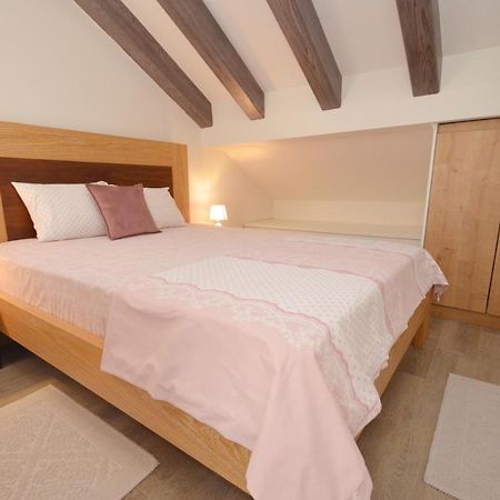 Apartments Olive Котор Екстер'єр фото
