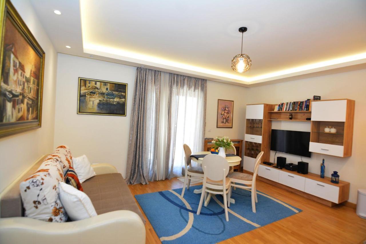 Apartments Olive Котор Екстер'єр фото