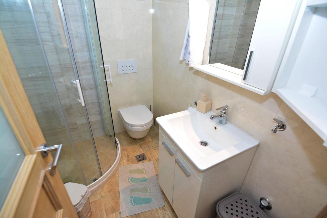 Apartments Olive Котор Екстер'єр фото