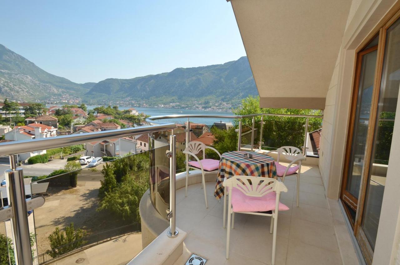 Apartments Olive Котор Екстер'єр фото