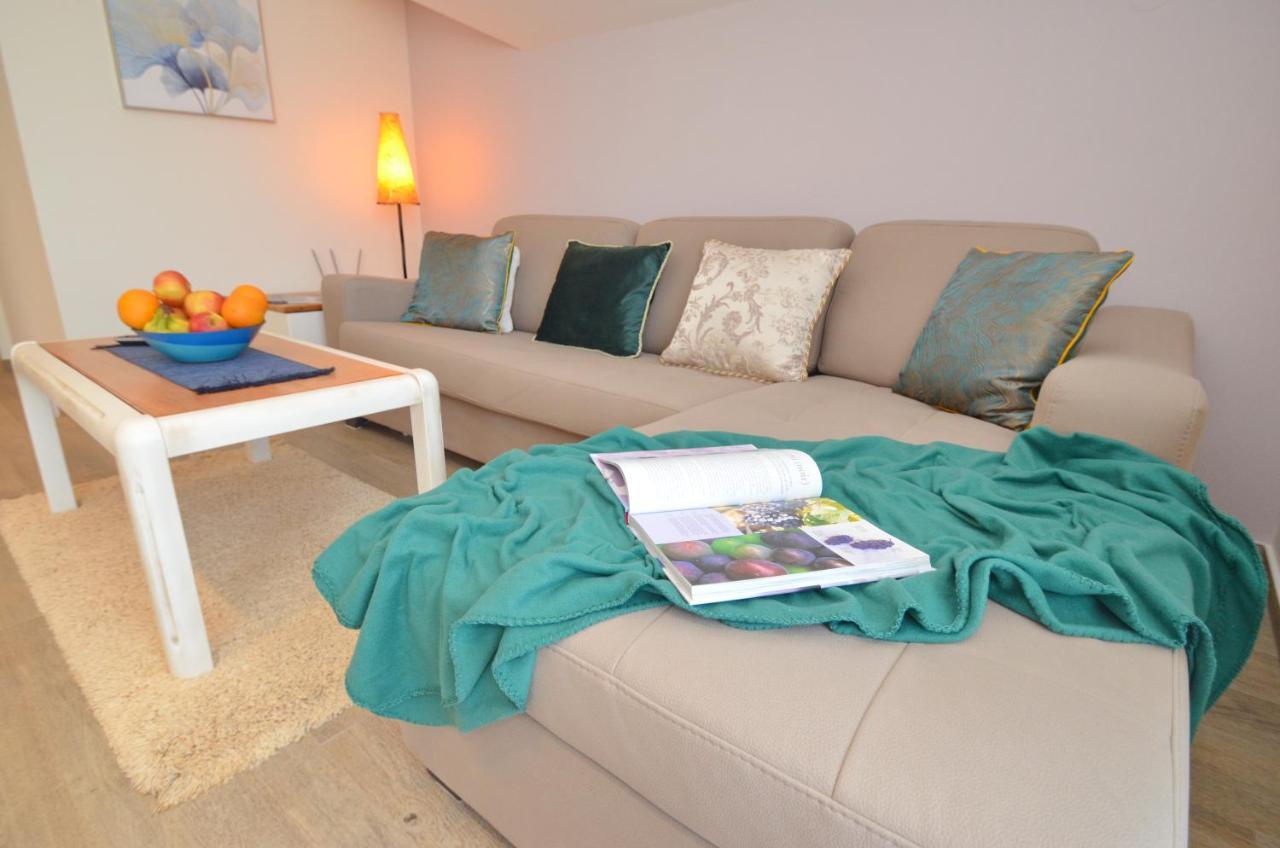 Apartments Olive Котор Екстер'єр фото