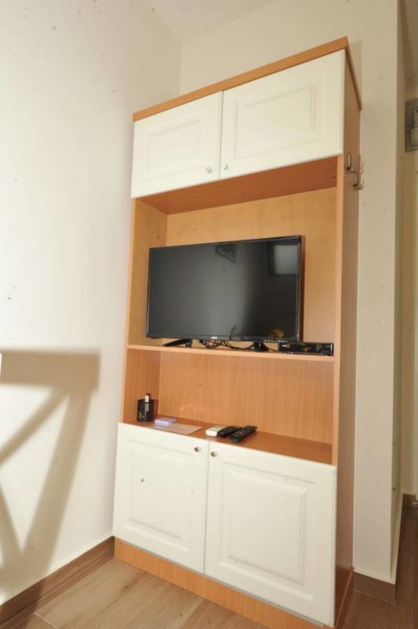 Apartments Olive Котор Екстер'єр фото