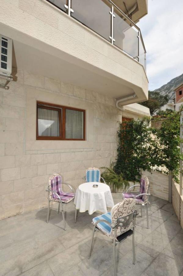Apartments Olive Котор Екстер'єр фото